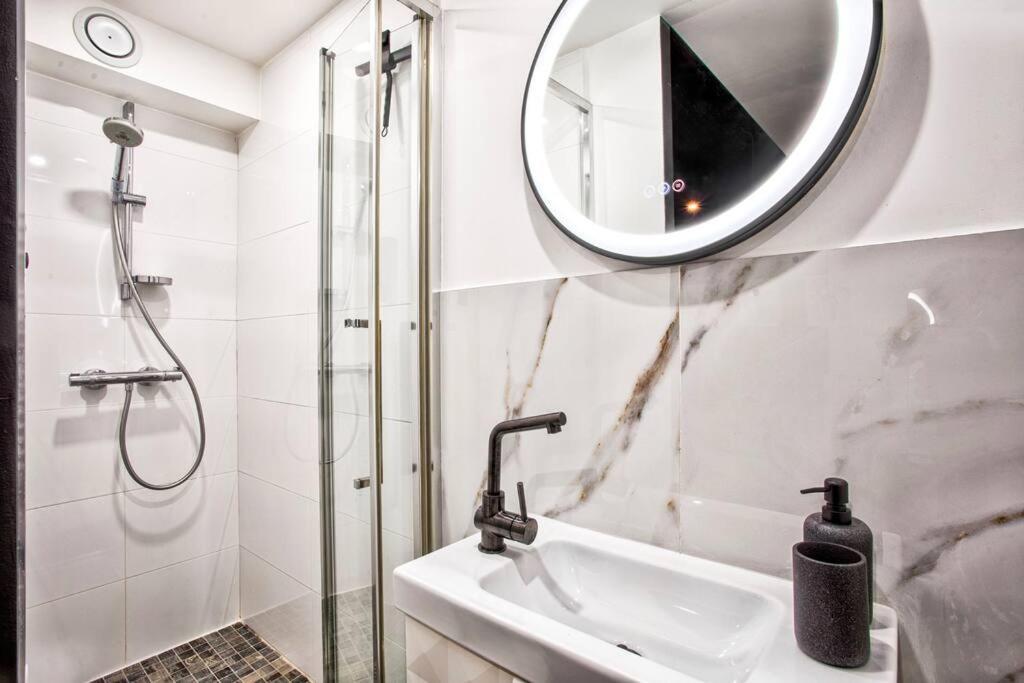 Deauville Luxury Blue Loft - Sauna And Inside Pool Трувиль-сюр-Мер Экстерьер фото